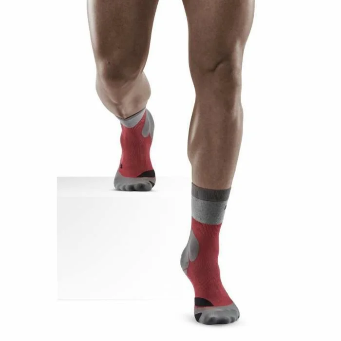 Chaussettes de compression mi-mollets de randonnu00e9e en mu00e9rinos lu00e9gu00e8res CEP Compression [Taille  3]