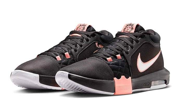 Nike LeBron Witness 8 « Apricot »